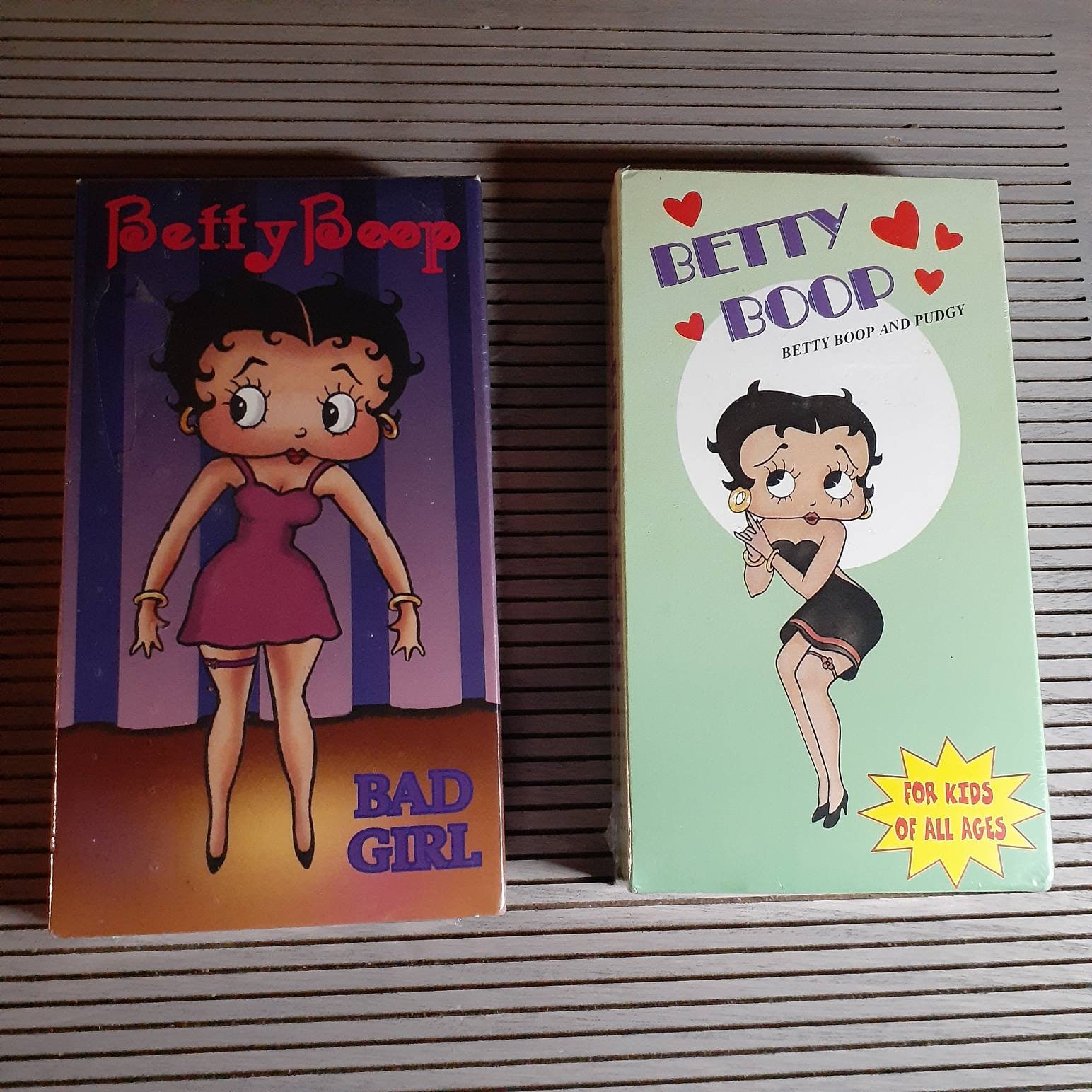 Historia da Boneca Betty Boop  Betty boop, Fantasias de desenhos