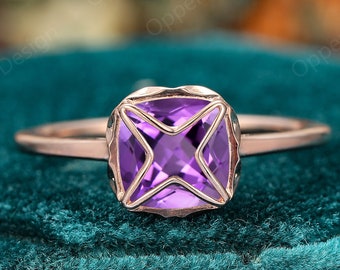 Natural Amethyst Wedding Ring, Unique Purple Amethyst Engagement Ring, Delicate Cushion Shaped Gems Ring,Solitaire Amethyst Anniversary Ring