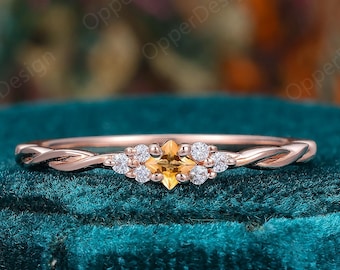Stackable Princess Citrine Ring, Solid Gold Minimalist Wedding Proposal Ring, Nov Birthstone Jewelry, Nature Inspired Twisted Citrine Ring