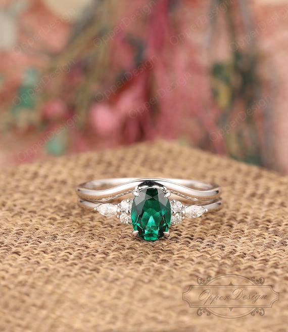 Plain emerald hotsell ring