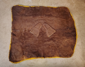 Horsehide Carriage Blanket With Gloves