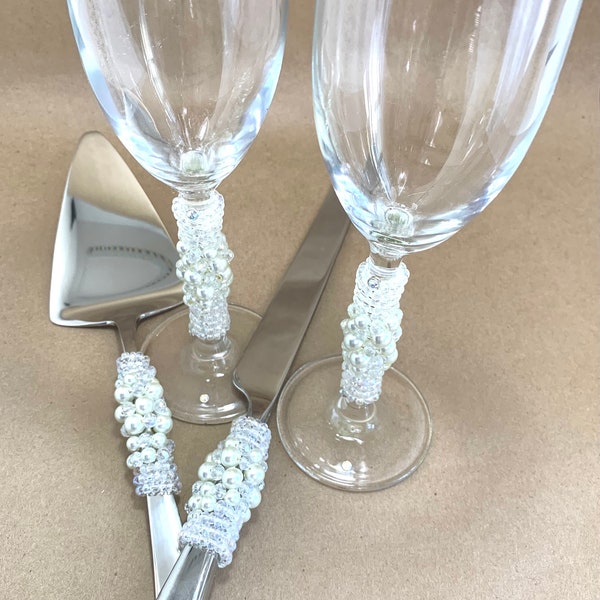 Wedding Champagne Glasses with Cake Serving Set