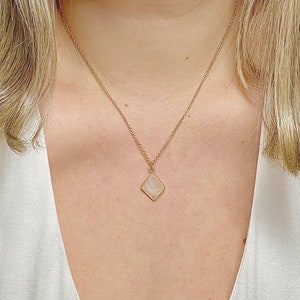 Moonstone Necklace in Gold – Dainty June Birthstone Jewelry, Minimalist Gemstone Pendant, Feminine Gift for Her, Layering Necklace