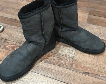 black uggs size 10
