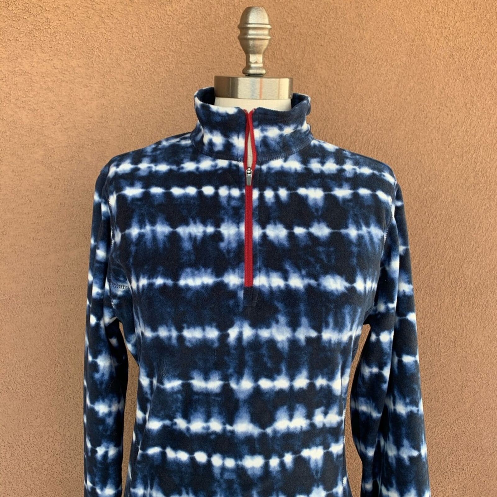 tie dye fleece pullover