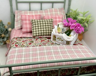 Miniature Dollhouse Double Bed