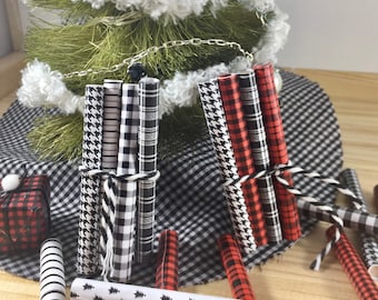 Miniature Christmas Wrapping Paper