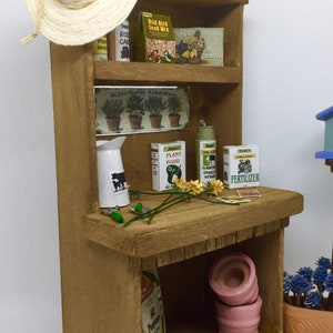 Tavolo da giardino per casa delle bambole in miniatura