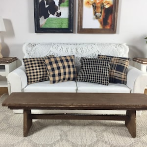 Almohadas de granja de casa de muñecas en miniatura