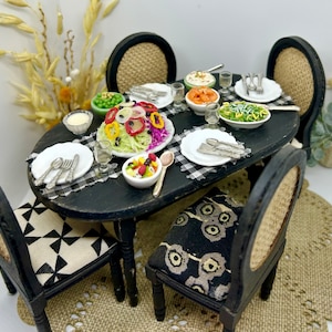 Miniature Dollhouse Farmhouse Table and Chairs