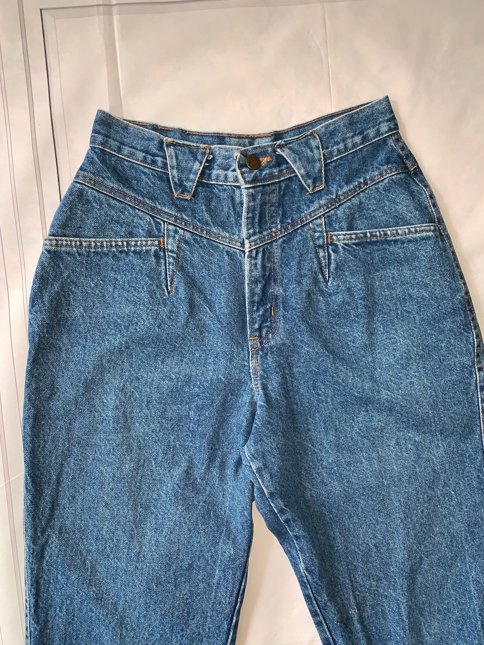 chic jeans brand