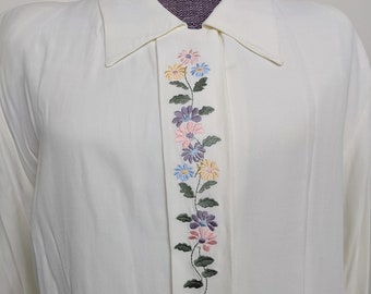 Vintage 1980s, Impressions, Off White Ivory,  Button Up Blouse. Hidden Button Front Placket with Floral Embroidery. Rayon Blend. Size Large.