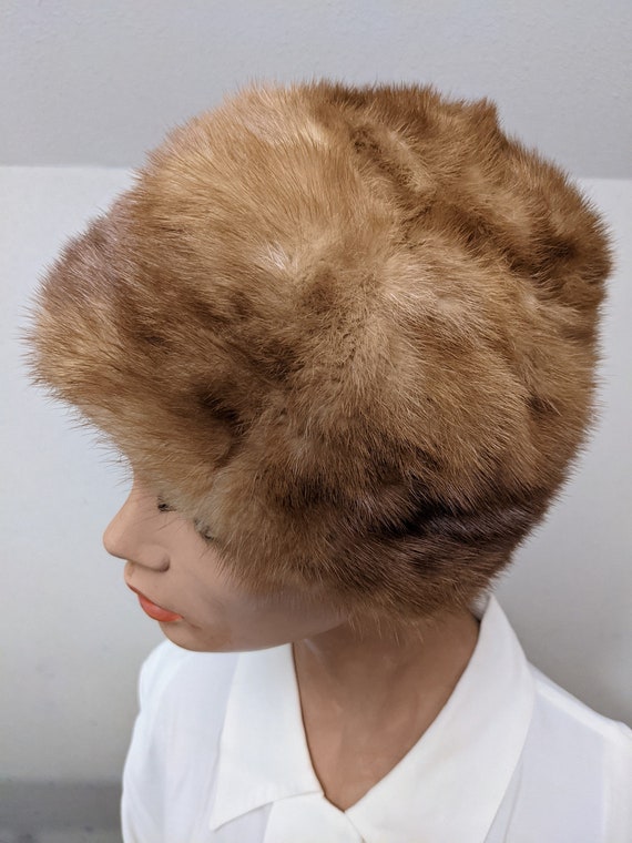 Vintage 1950s, Light Mink Fur Domed Hat. Satin Li… - image 3