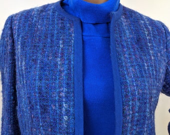 Vintage 1960s Kensington, Cropped Blue Boucle Tweed Blazer, Open Front, Two Front Pockets, Wool & Mohair Fully lined, Classic Boxy Blazer.