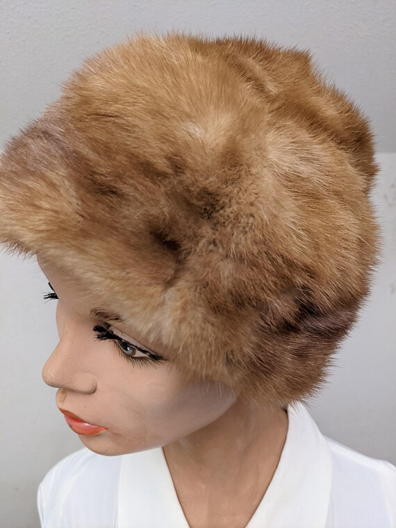 Vintage 1950s, Light Mink Fur Domed Hat. Satin Li… - image 6
