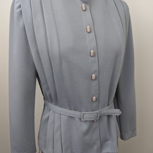 Vintage 1970s Leslie Fay Petites, Wool Blend Knit Jacket with Belt, Pale Steel Blue Gray. Mandarin Collar with Tuxedo Pleat Front & Back. image 8