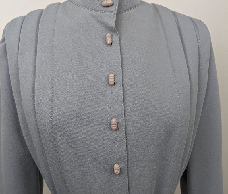 Vintage 1970s Leslie Fay Petites, Wool Blend Knit Jacket with Belt, Pale Steel Blue Gray. Mandarin Collar with Tuxedo Pleat Front & Back. image 9