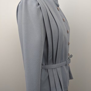 Vintage 1970s Leslie Fay Petites, Wool Blend Knit Jacket with Belt, Pale Steel Blue Gray. Mandarin Collar with Tuxedo Pleat Front & Back. image 4