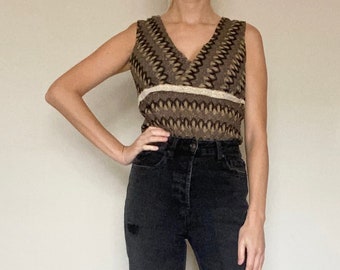 Vintage (S/M) V-Neck Open Crochet Sleeveless Top - Women’s Vintage Clothing - Women’s Vintage Top - Women’s Vintage Blouse