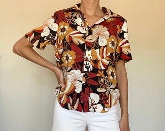 Vintage (M) 1970s Retro Groovy Print Button Up Short Sleeve Top - Women’s Vintage Clothing - Women’s Vintage Top - Women’s Vintage Blouse