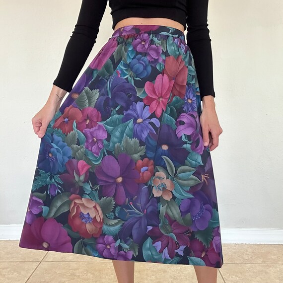 Vintage (M) Floral Print Skirt - Women’s Vintage … - image 2