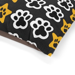 Black and White Paws with Yellow Stars and Paws Pet Bed image 4