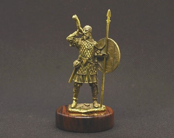 Handmade Solid Bronze Statuette Figurine Statue of Ancient Scandinavian Warrior Viking with Horn on Natural Obsidian Stand Pedestal Ornament