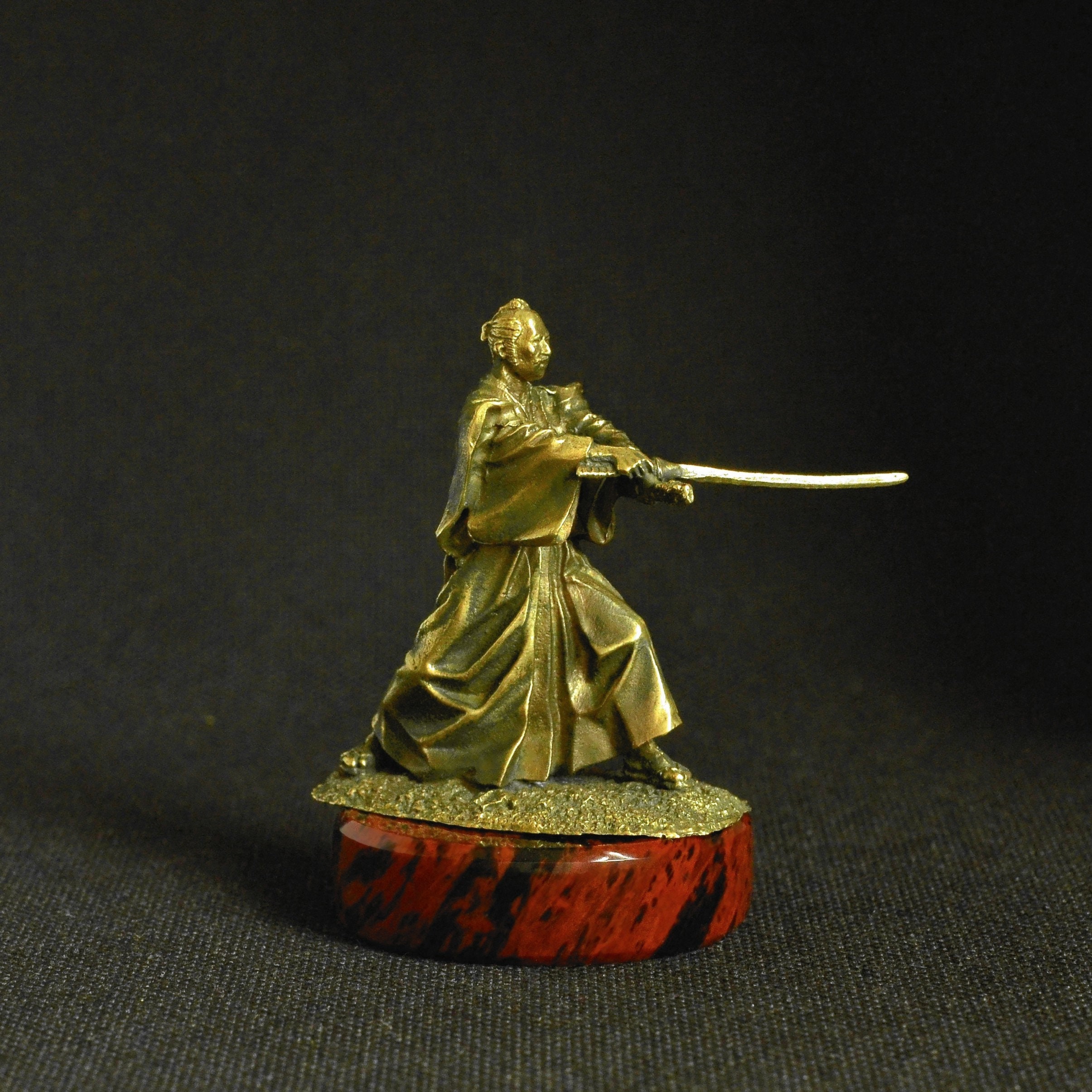 Art Déco Bronze Anciant Japan Samurai Bushido Warrior Statuette Figur Figur 