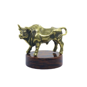 Handmade Handcrafted Bronze Figurine Statue Ornament Sculpture of BUFFALO Bull Ox on Natural Obsidian Stand Pedestal