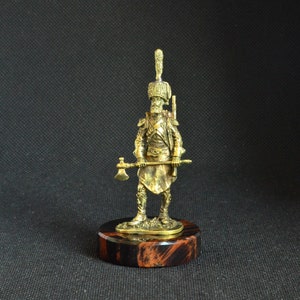 Handmade Handcrafted Solid Bronze Statuette Statue Soldier Old Guard Napoleon Army Military on Natural Obsidian Gemstone Stand Pedestal