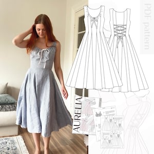 Peut inclure: Une femme porte une robe d'&eacute;t&eacute; &agrave; carreaux bleus et blancs avec un n&oelig;ud blanc au d&eacute;collet&eacute; et une jupe &eacute;vas&eacute;e. &Agrave; c&ocirc;t&eacute; d'elle, un dessin au trait de la robe et des instructions de patron, &eacute;tiquet&eacute;s "AURELIA" et "PDF pattern".
