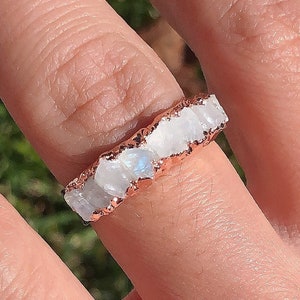 Raw Moonstone Ring For Woman, Raw Gemstone Ring, Raw Moonstone Jewelry, Raw Stone Ring,Raw Gemstone Jewelry,Moonstone Engagement Ring