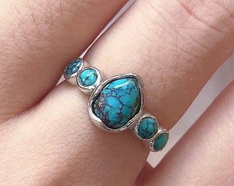 Raw Turquoise Ring for Women, Turquoise Statement Ring, Raw Turquoise Jewelry, Turquoise Engagement Ring, Turquoise Stackable Ring