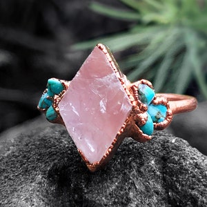 Raw Rose Quartz Engagement Ring For Woman, Raw Turquoise Ring, Raw Stone Wedding Ring, Alternative Engagement Ring Set, Raw Gemstone