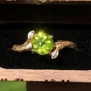 Green Peridot Engagement Rings, Peridot Engagement Ring, Peridot Ring For women, Peridot rings 14k Gold, Peridot Ring gift for her