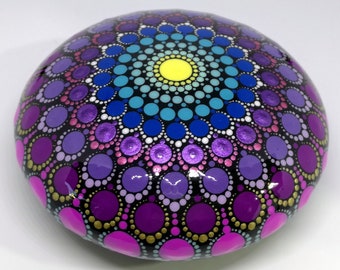 12 by 18-Inch 3dRose fl_32260_1 Monogram P Lilac and Rich Purple Mandala on Deep Royal Purple Muted Grunge Damask Garden Flag 12 by 18-Inch 3dRose fl_32260_1 Monogram P Lilac and Rich Purple Mandala on Deep Royal Purple Muted Grunge Damask Garden Flag