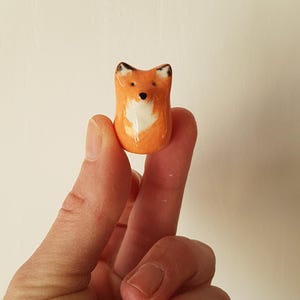 Figurine bébé renard en céramique