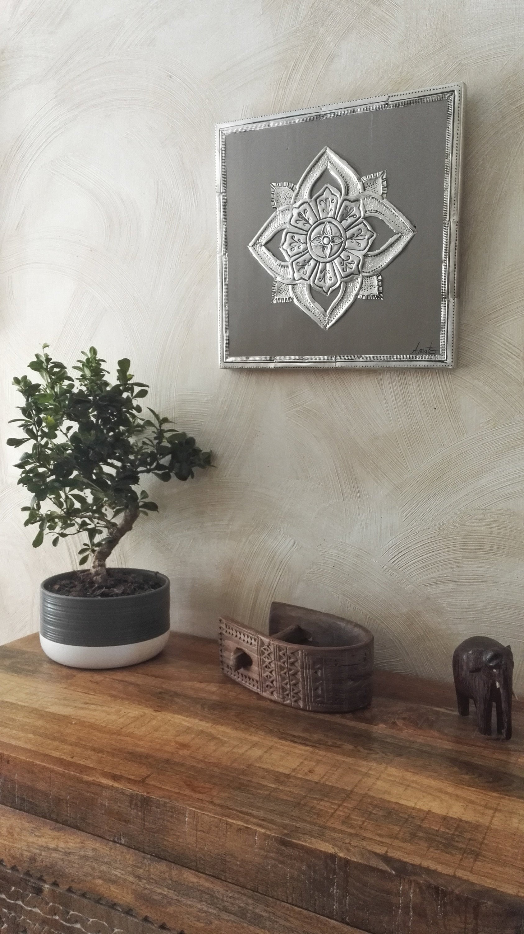 Tableau Rosace en Métal Repoussé