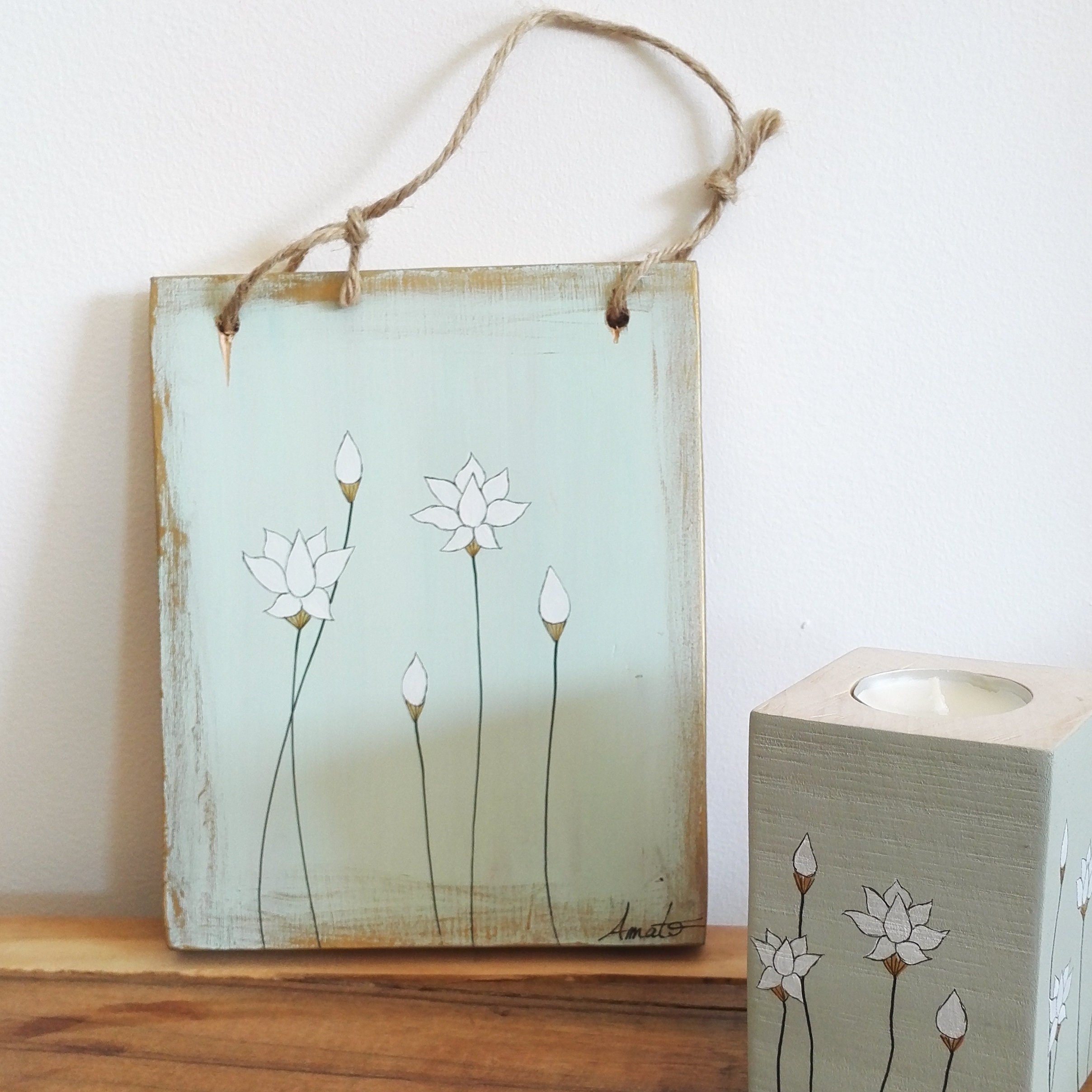 Petit Tableau Peinture Fleurs de Lotus sur Bois