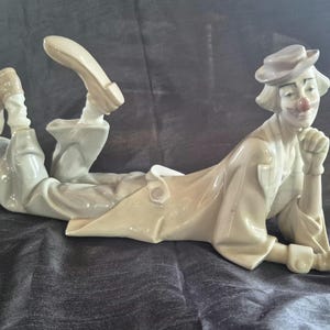 Lladro 陶器人形 4618 ピエロ Retired Lladro Spain Clown # 4618 Painted Porcelain Cabinet