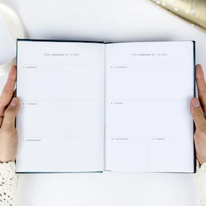 Weekly planner with lots of room for writing and journaling. Design is clean and minimal.