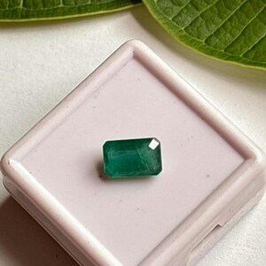 Natural Zambian Emerald 8x5 mm, Octagon cut emerald, womens green ring stone, faceted octagon emerald, green gemstone emerald, gift for her