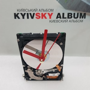 HDD Clock Hard Drive Disk Clock Recycled Computer Desk Clock Gift For Geek