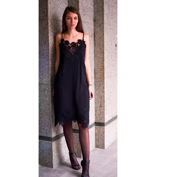 backless a line dress Black Plunge V Neck A-line Prom Occasion with Chapel Train Size:128mm (5.04in.) Elva Wedding Dress Cleaning The side split adds ModelW_Hoco