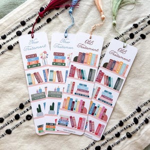 Boeken van de Bijbel Bladwijzer | Grootte 2 x 7 inch Oude en Nieuwe Testament Christelijke boekenplank Illustratie Geschenken Opslaan Kleurrijk Dubbelzijdig