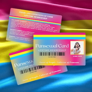 Pansexual Pride Card - 'Lover of People' verzamelaar van voornaamwoorden - LGBTQ-cadeau met aangepaste foto - grappige en oprechte aluminium portemonneekaart - 2,1 x 3,4