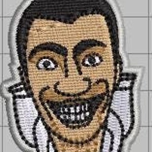 Peut inclure: Patch brodé représentant un visage de dessin animé d'un homme avec un large sourire et des dents, sortant d'une cuvette de toilette blanche.