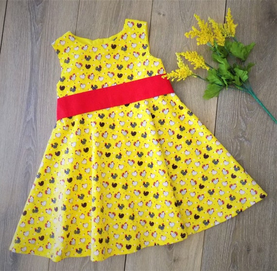 little girl yellow dress