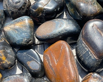 Blauwe trommelsteen tijgeroog, haviksoogkristal, bescherming