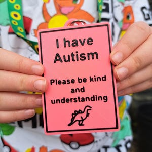 I Have Autism ID-tag: duurzaam communicatiehulpmiddel voor autisme, aangepaste slijtvaste sleutelhanger voor rugzak of sleutelkoord